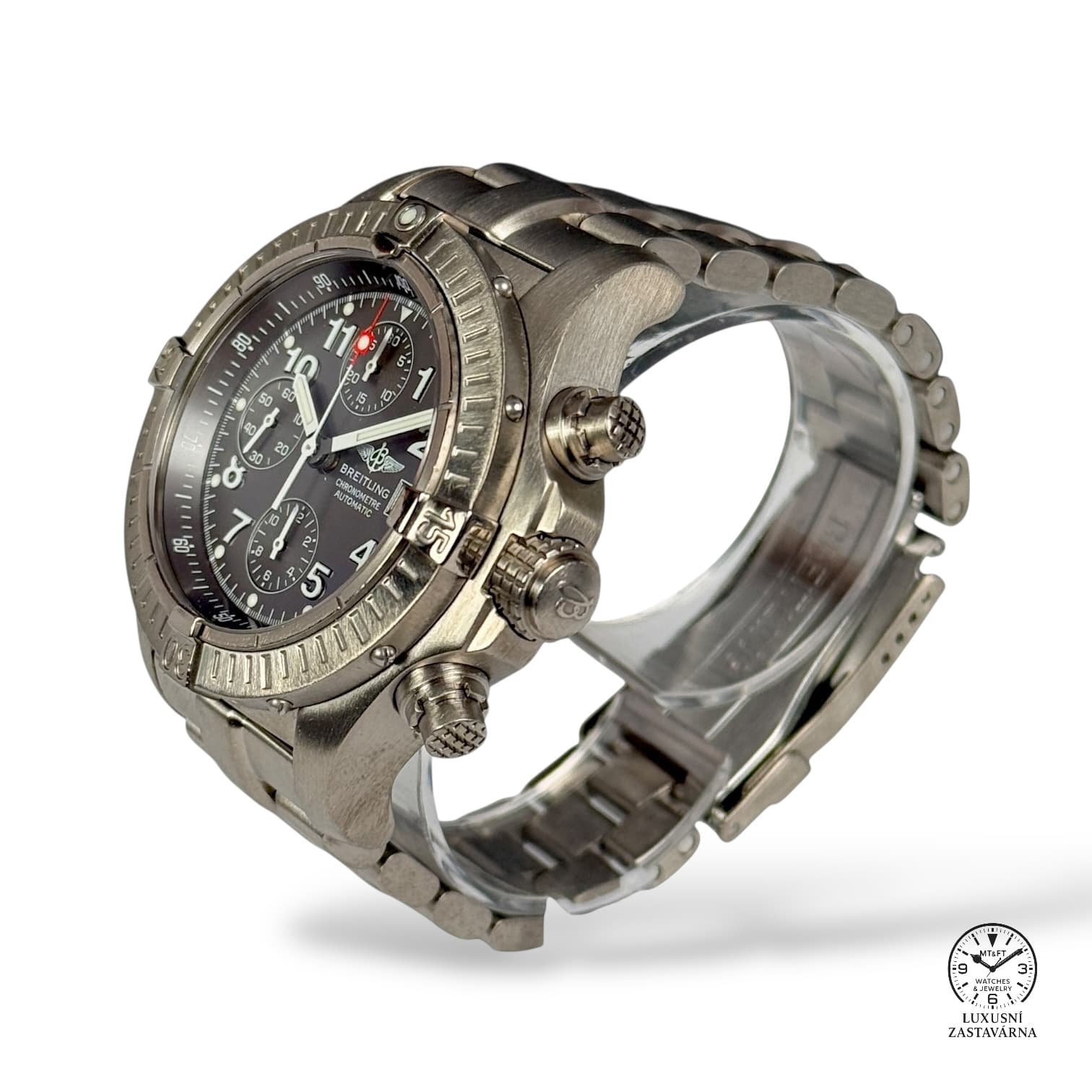 Breitling Avenger 44mm thumbnail 2