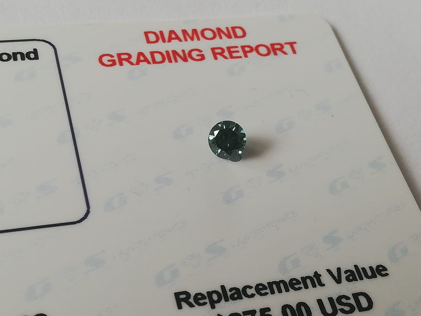 Přírodní diamant o váze 0,32ct thumbnail 3